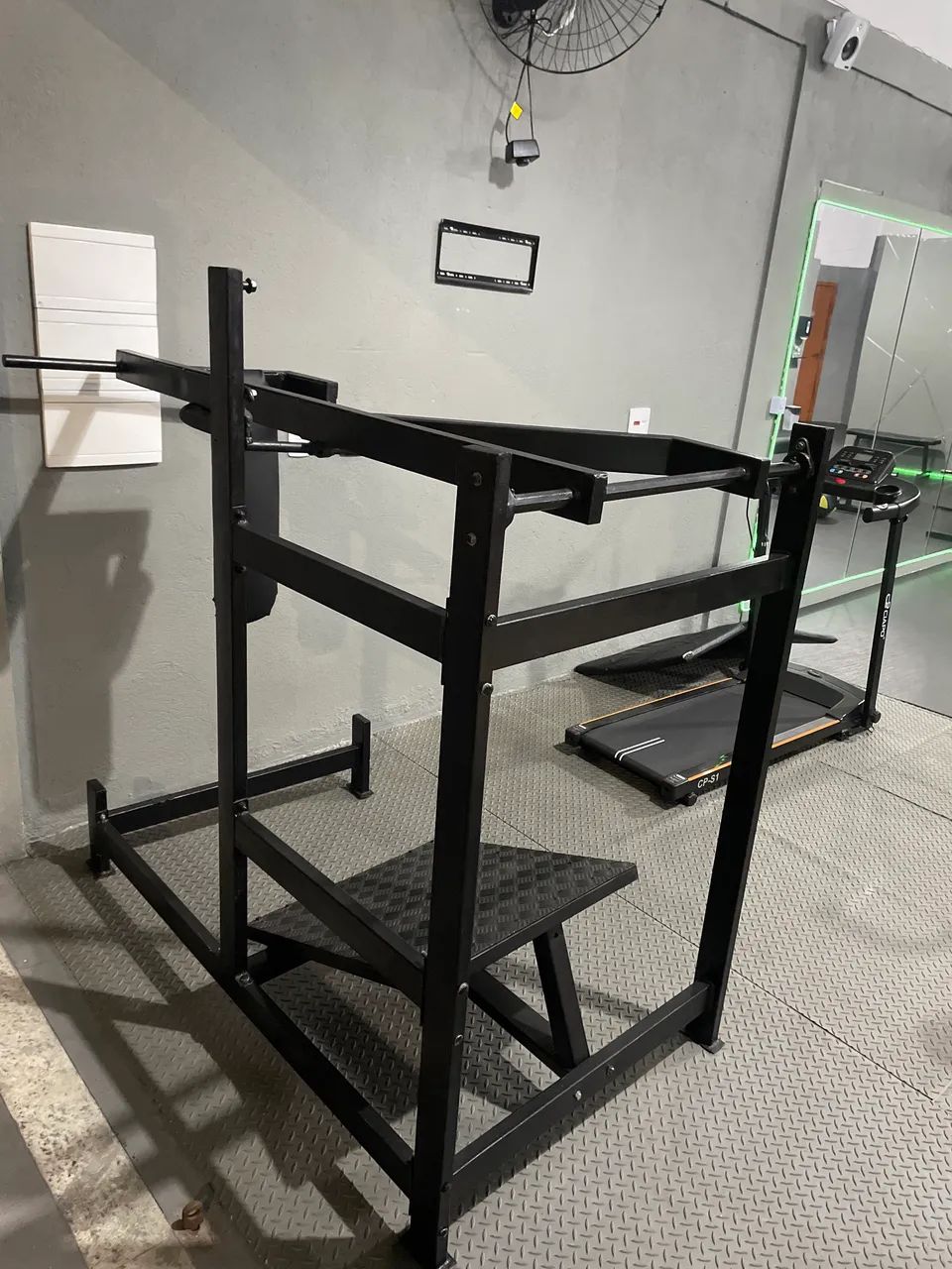 Agachamento pêndulo 
