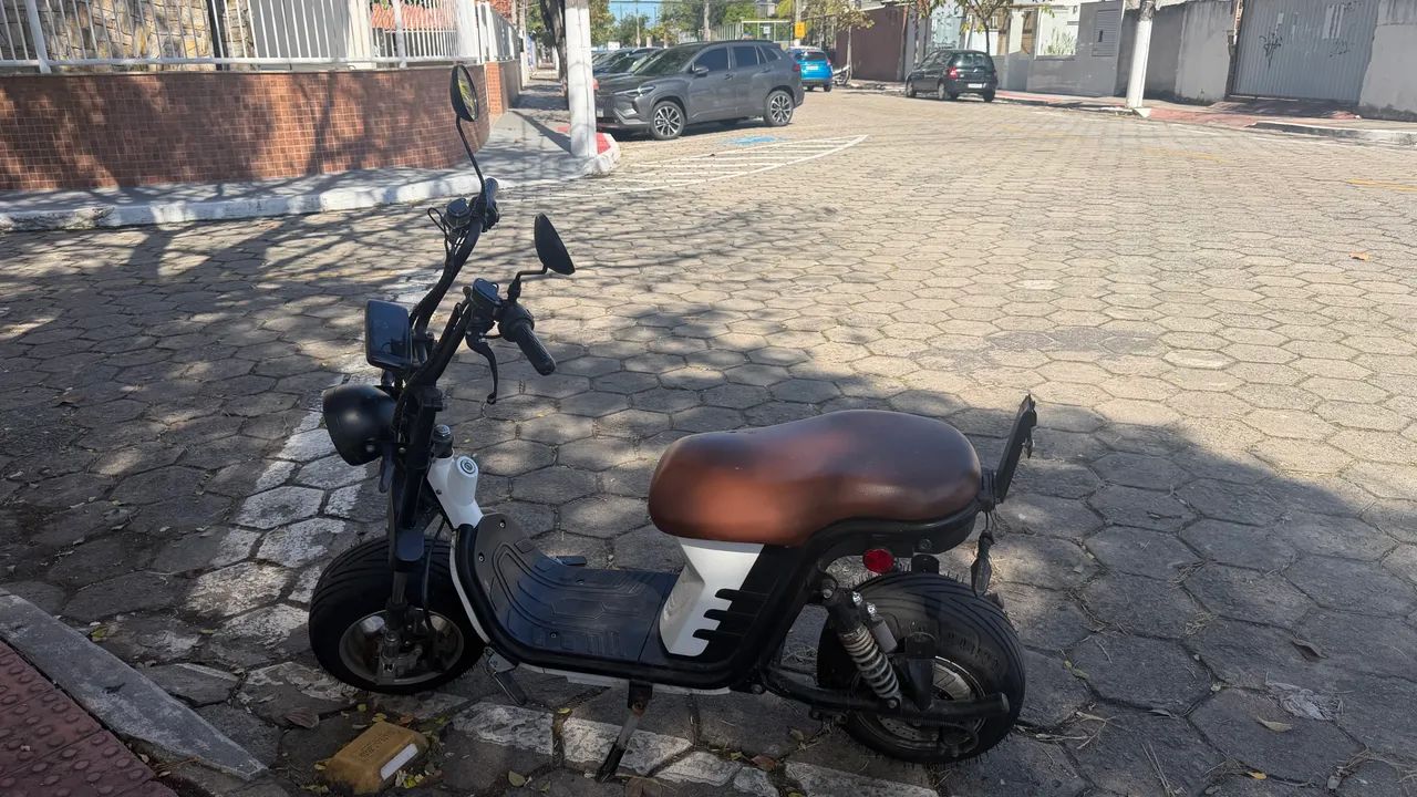 Scooter elétrica 
