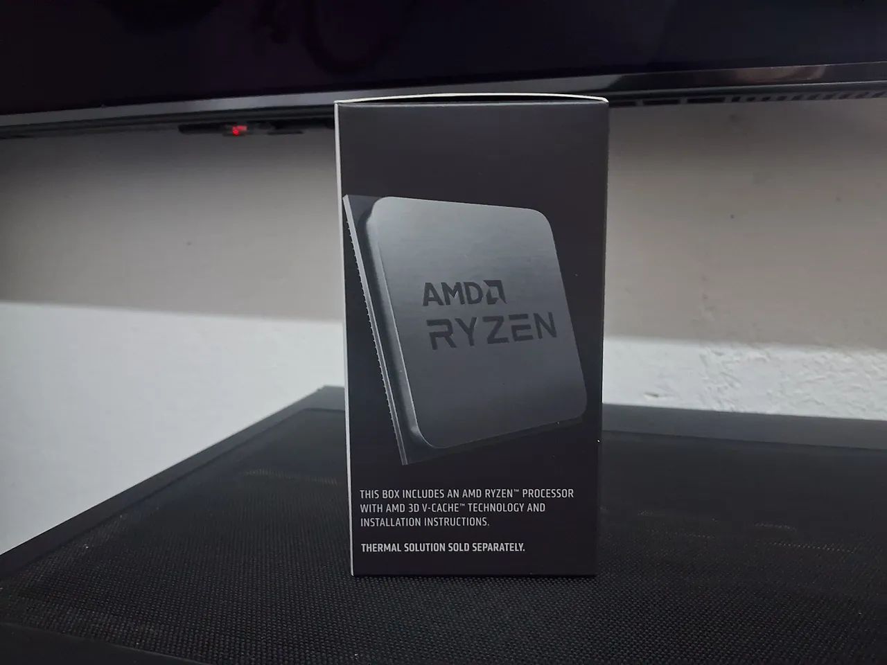CPU AMD RYZEN 5800X3D NOVO - Foto 4