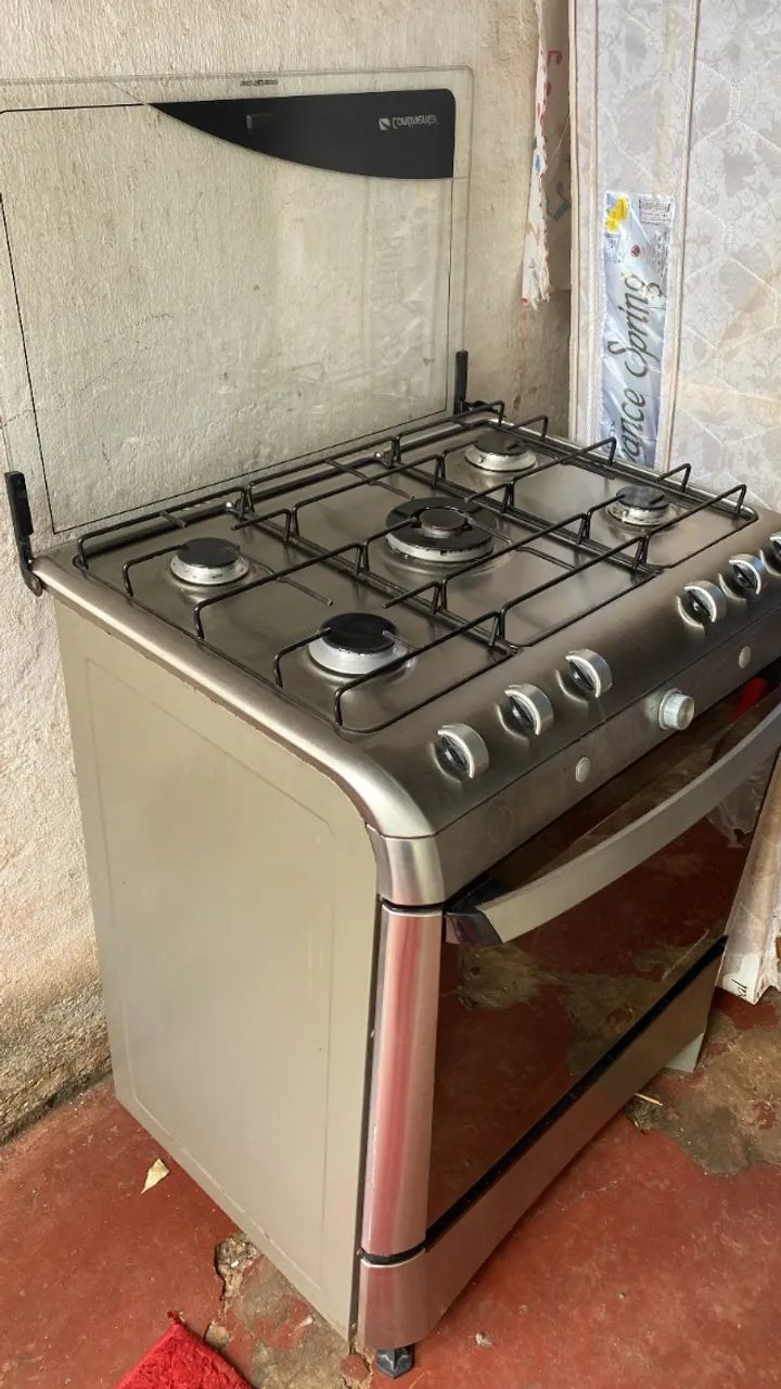 Fogão Continental 5 Bocas (semi novo pouco,tempo de uso ) - Foto 2