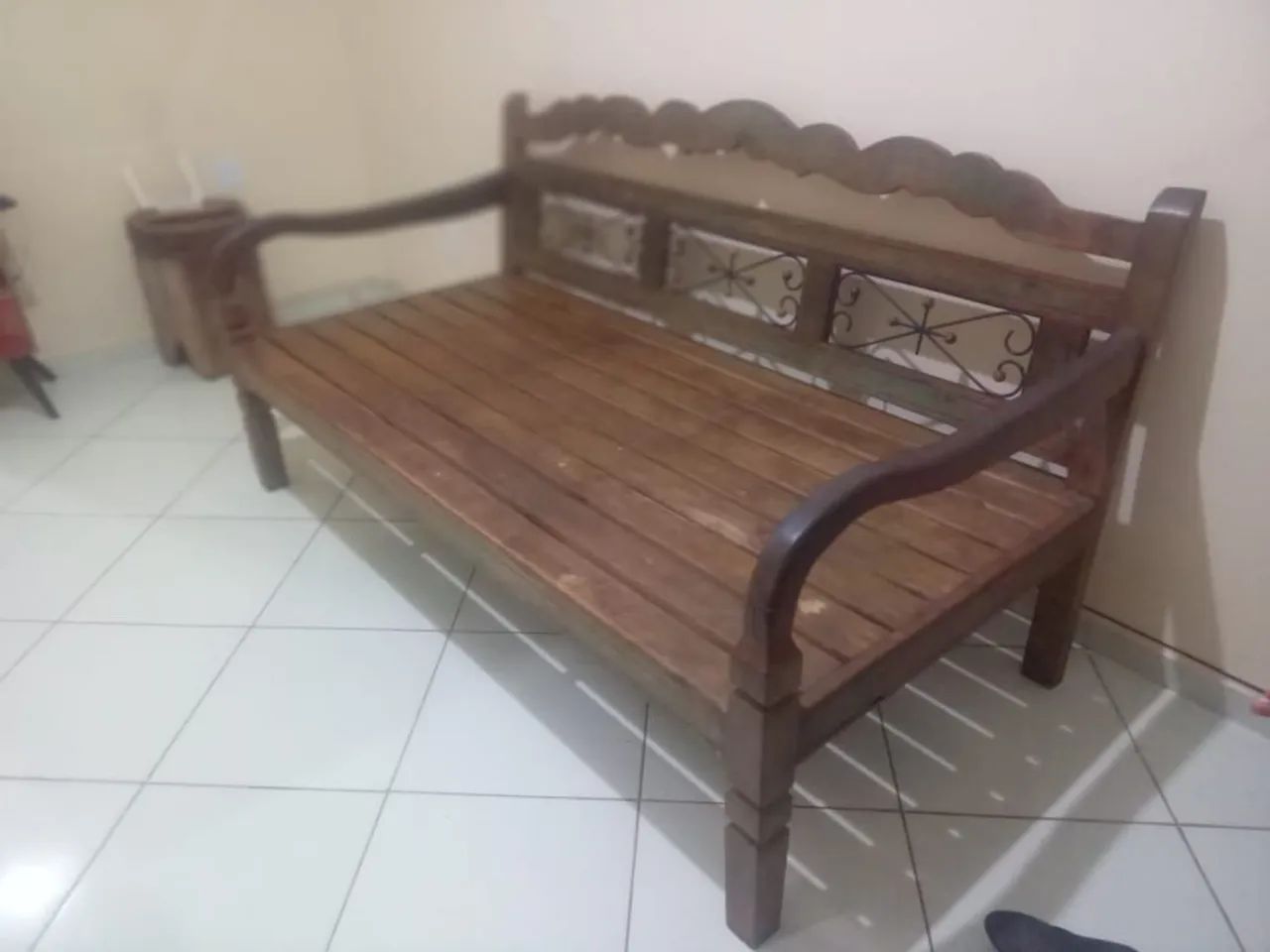 Sofa madeira de demolição 