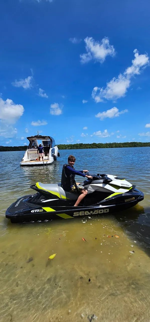 Jet ski seadoo 