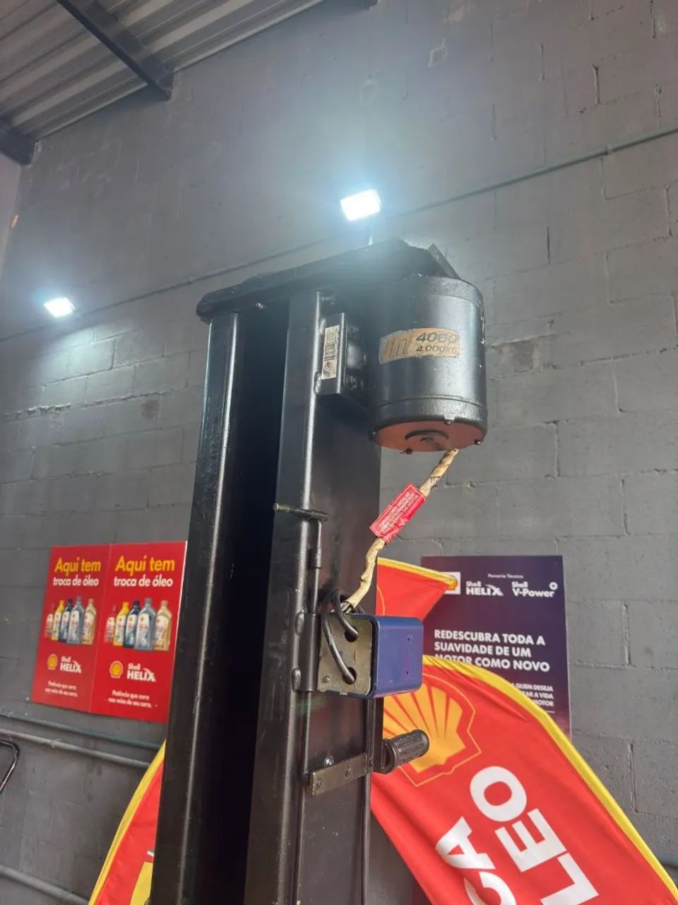 Elevador 4 toneladas em perfeito estado de conservação  - Foto 2