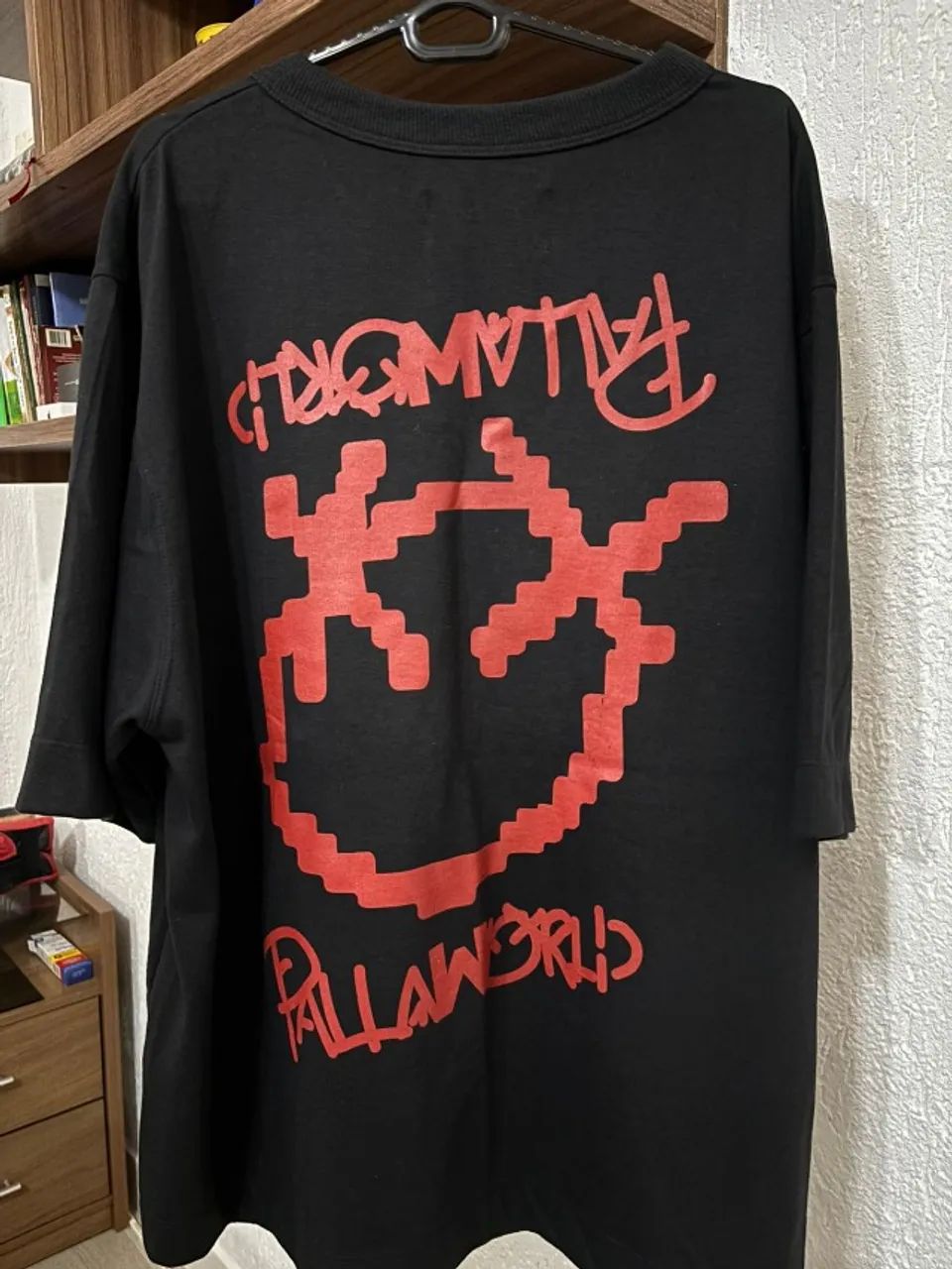 CAMISETA PALLA WORLD OVERSIZED PRETA
