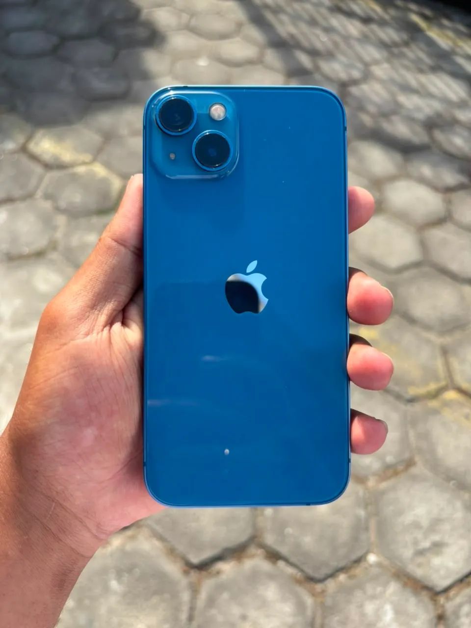iPhone 13