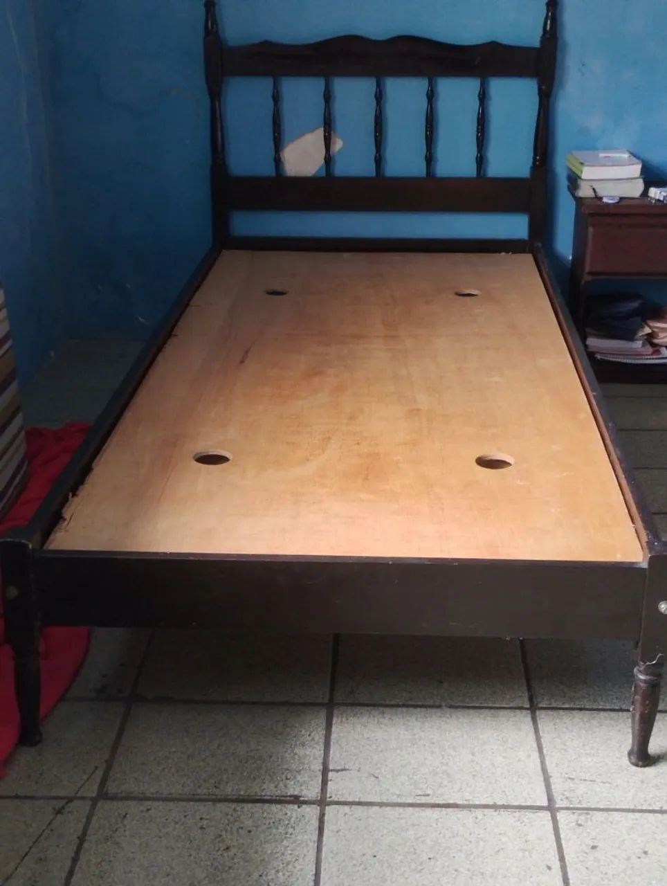 CAMA DE SOLTEIRO 