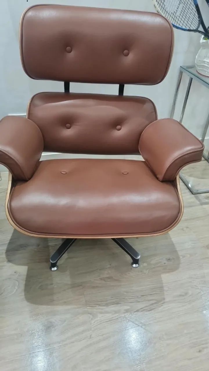 POLTRONA CHARLES & EAMES  ES670