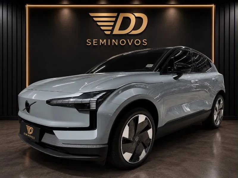 Volvo EX30 E60 Plus (elétrico) 2026