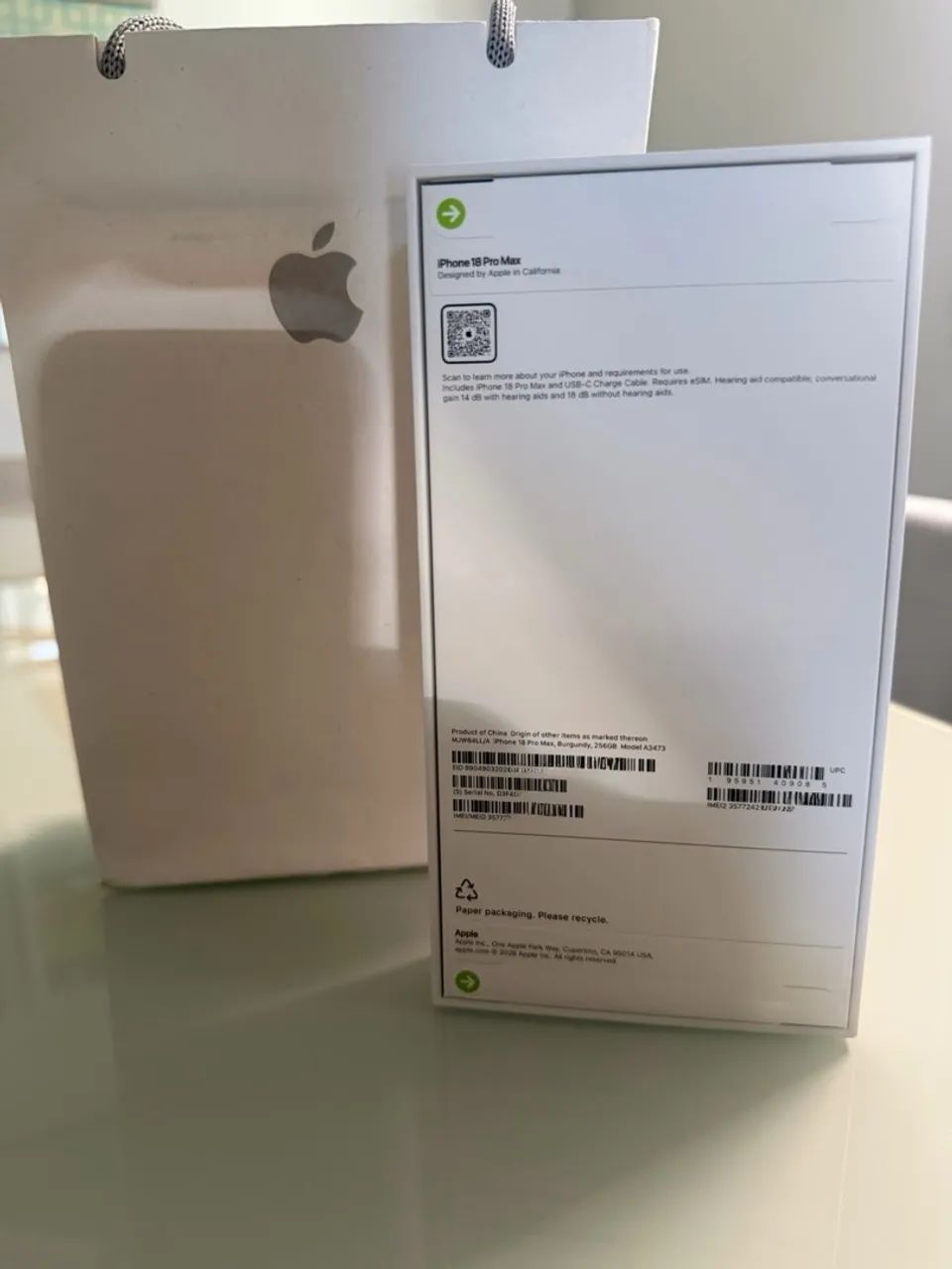 iPhone 18 Pro Max 256g Burgundy  - Foto 2