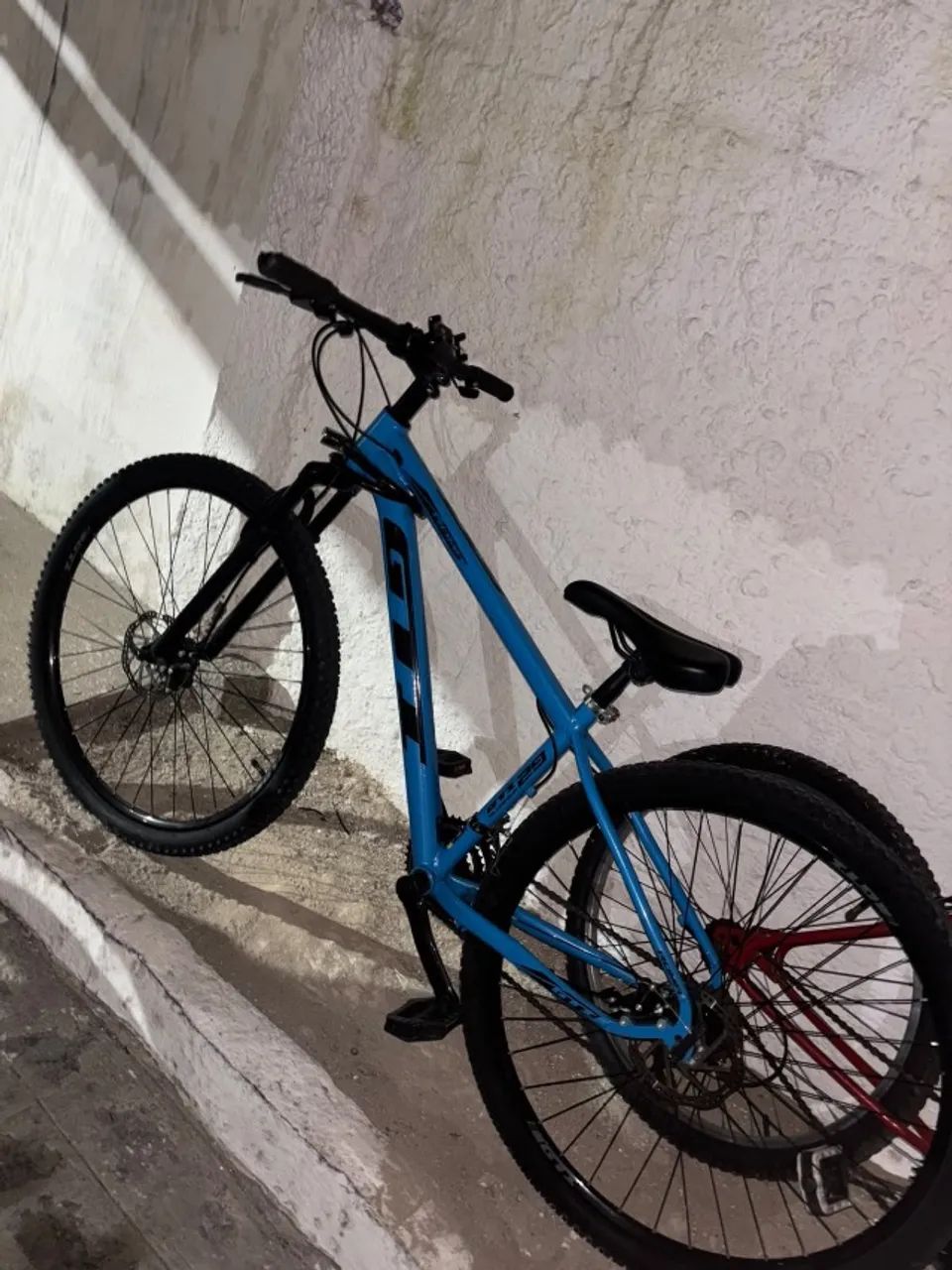 Bicicleta azul aro 29