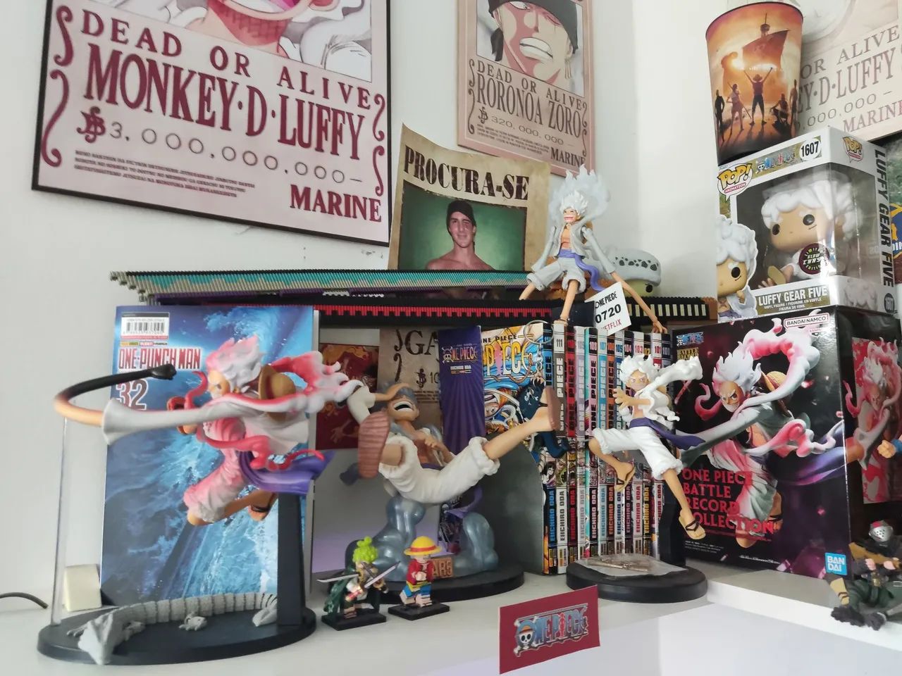 Bonecos e mangás de animes variados , só chamar pv - Foto 2