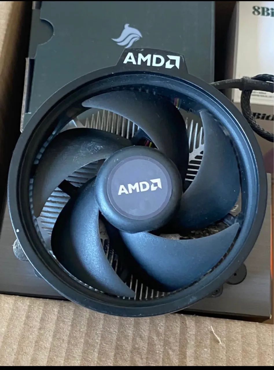 Processador Ryzen 3 2200G Com Ventoinha e Caixa - Foto 2