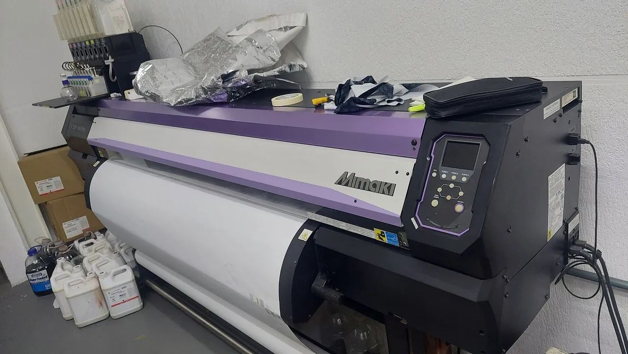 Impressora Mimaki JV300-160 Plus com duas cabeças. . 