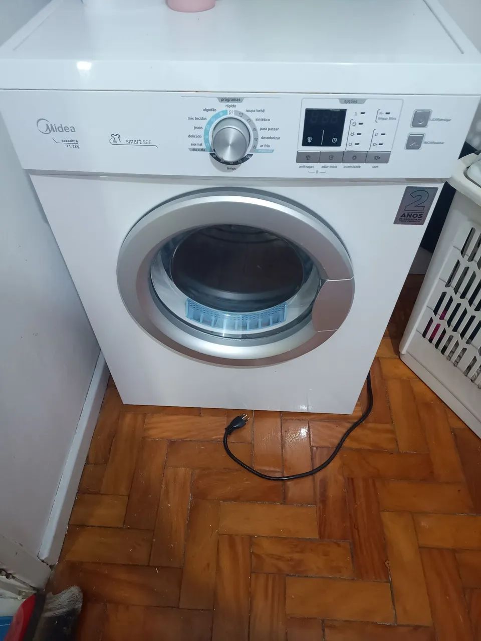 Secadora de roupas Midea 11,2kg - SM111 -16 programas de secagem com manual. Barbada!