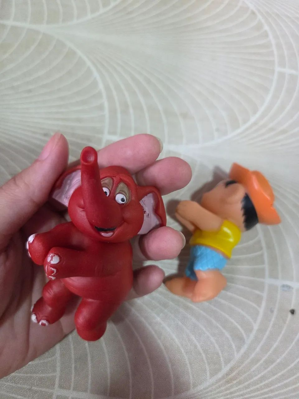 Lote de agarradinhos turma da Mônica Chico bento e elefante Disney Tarzan tantor - Foto 3