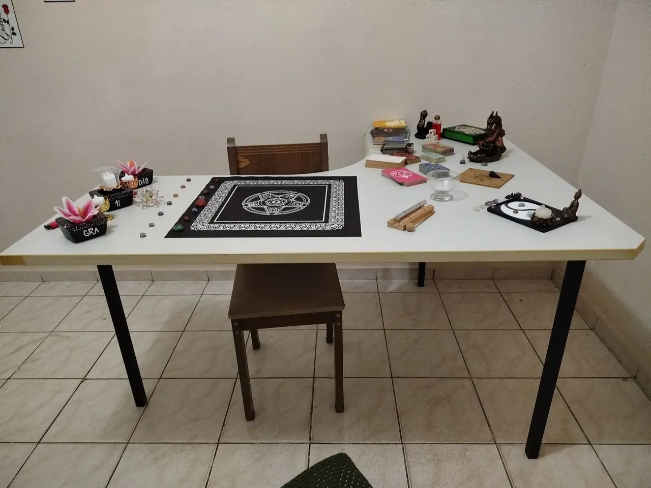Mesa de escritório em L