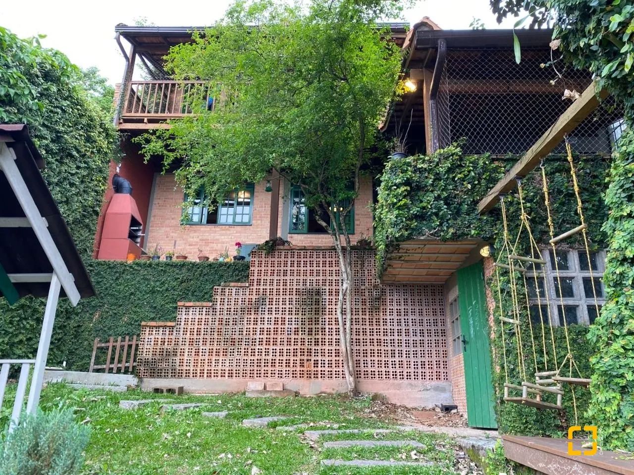 Casa com 4 dormitórios,vista mar e piscina - Foto 5