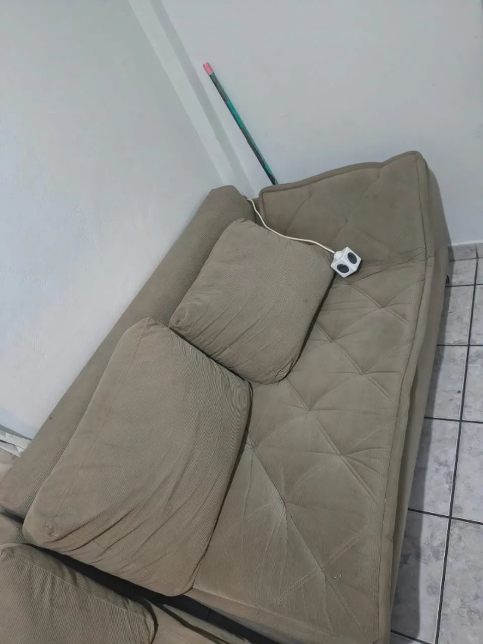 Sofá 4 lugares com mola e fino acabamento - Foto 5