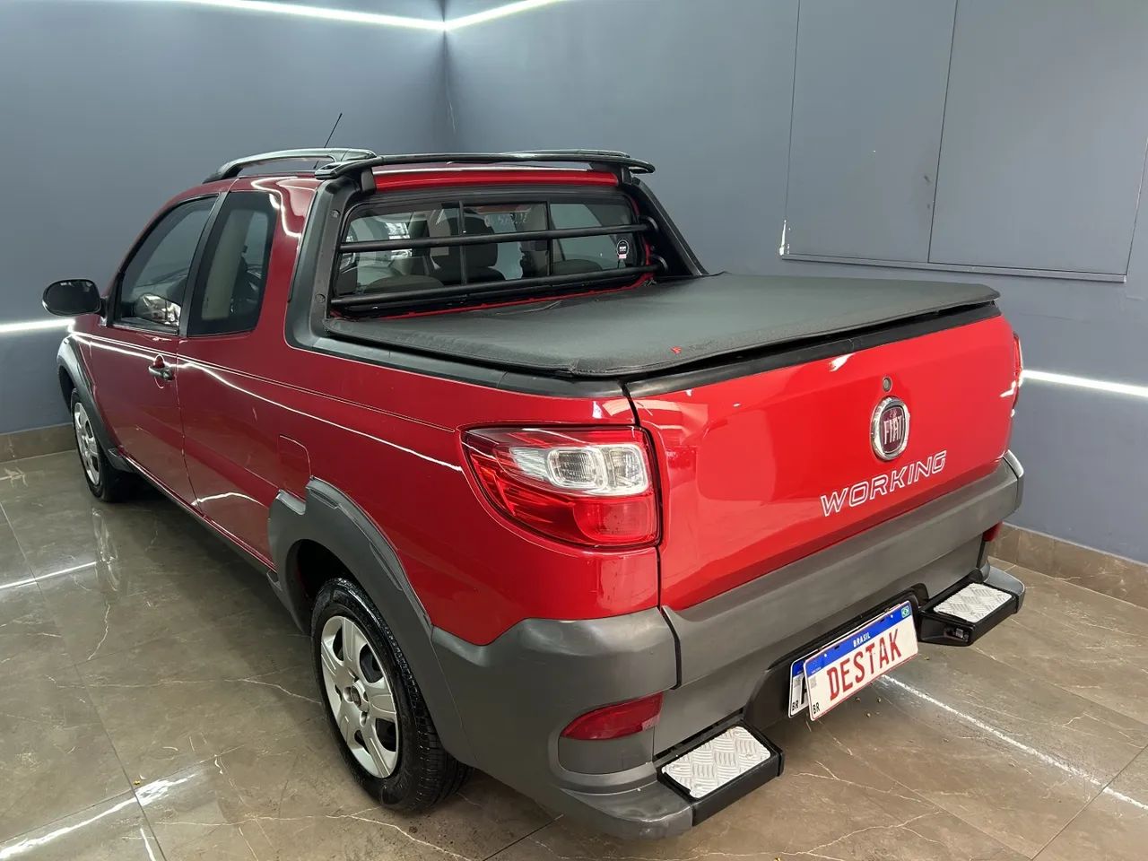 Fiat Strada Working Celeb.1.4 Fire Flex 8V CD 2015 - Foto 2
