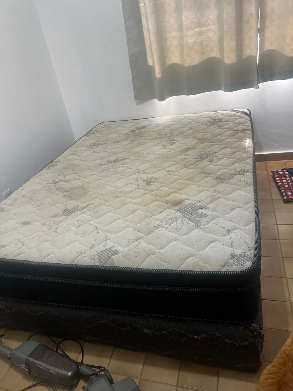 Doação - Conjunto Casal Ortobom (Colchão + Base Box) - Foto 2
