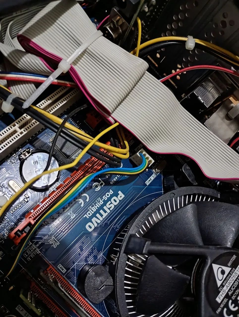 CPU Positivo I3 3ª Geração 8gb de DDR3 e HD 1TB - Foto 3