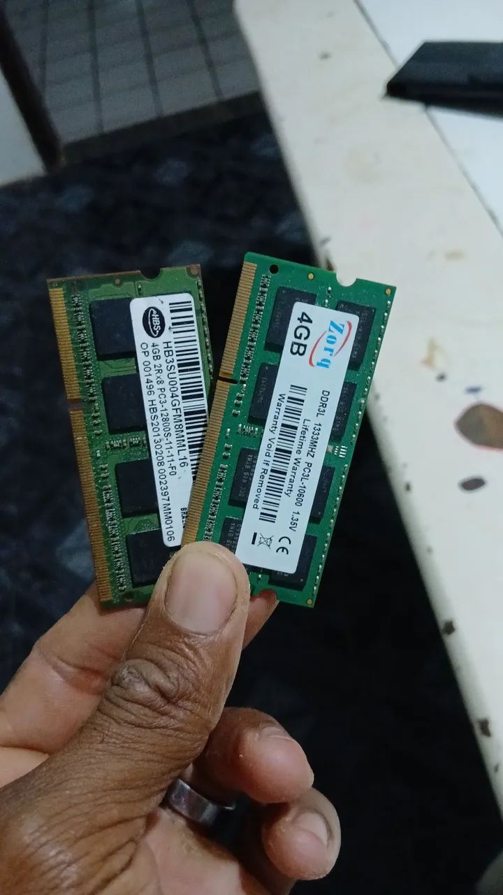 Vendo 2 memórias ram de 4 gb cada uma