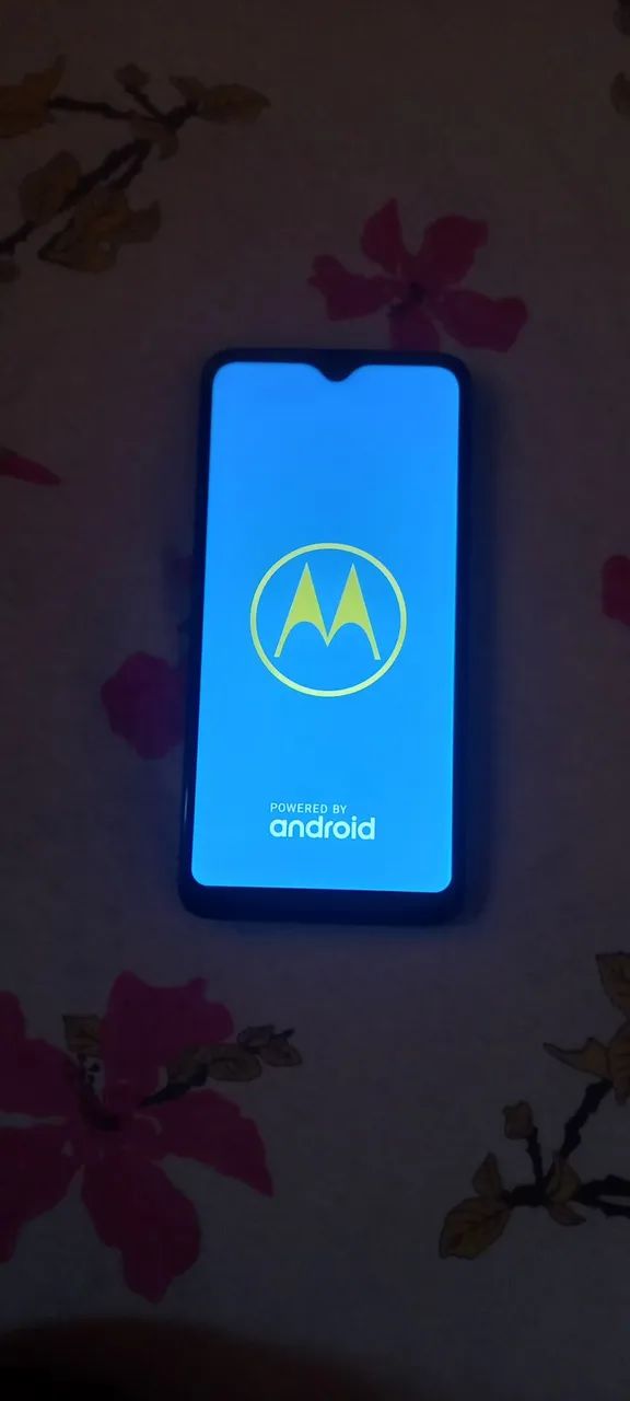 Vende-se celular Motorola 
