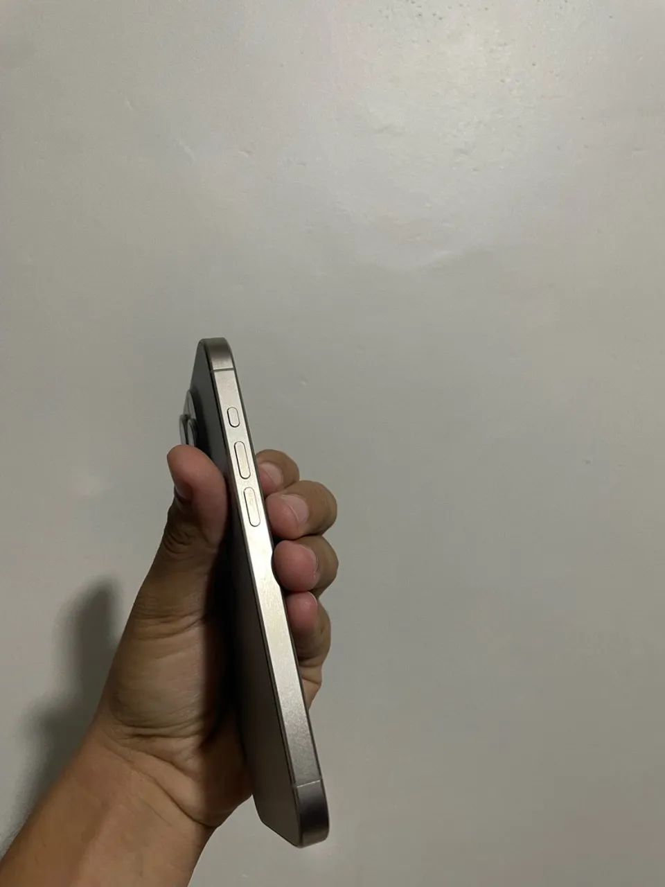 iPhone 15 Pro - Todo Original - Foto 3