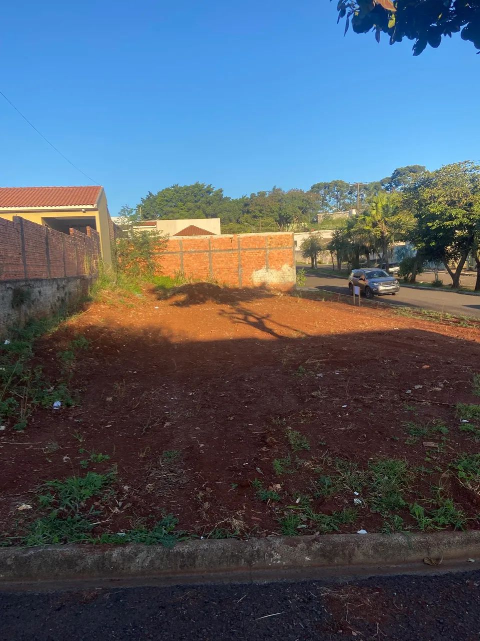 Terreno de esquina - Jardim Moretti 