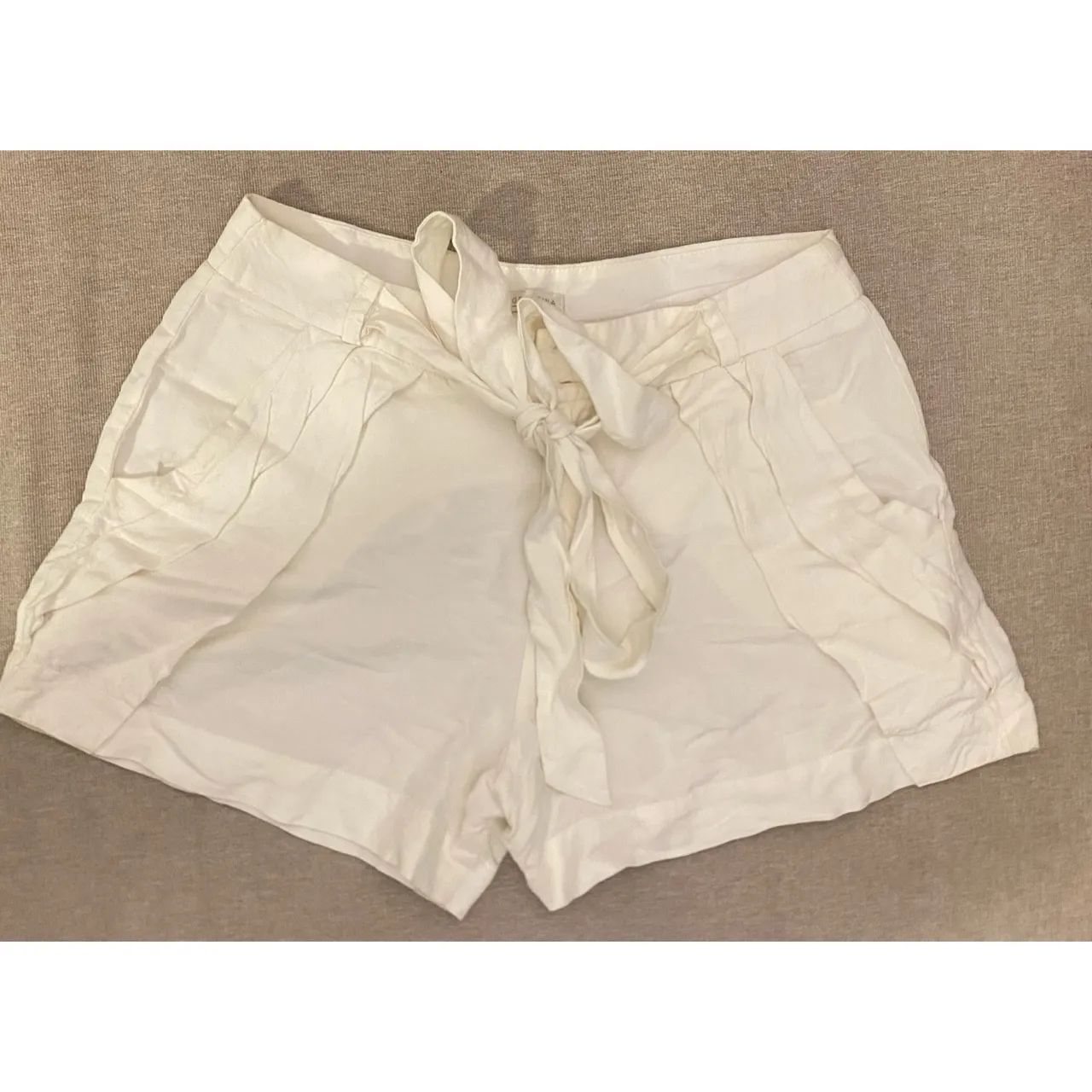 Bazar - Vendo short linho 