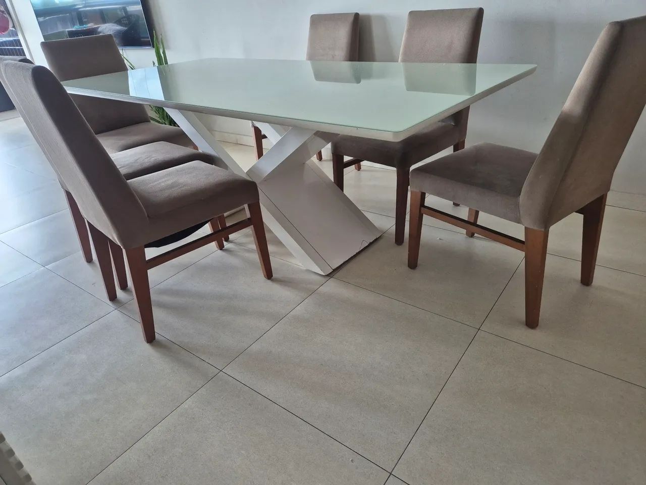 Mesa de jantar com 6 cadeiras - Foto 2