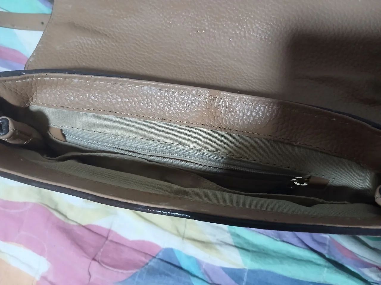 Bolsa carteiro arezzo  - Foto 2