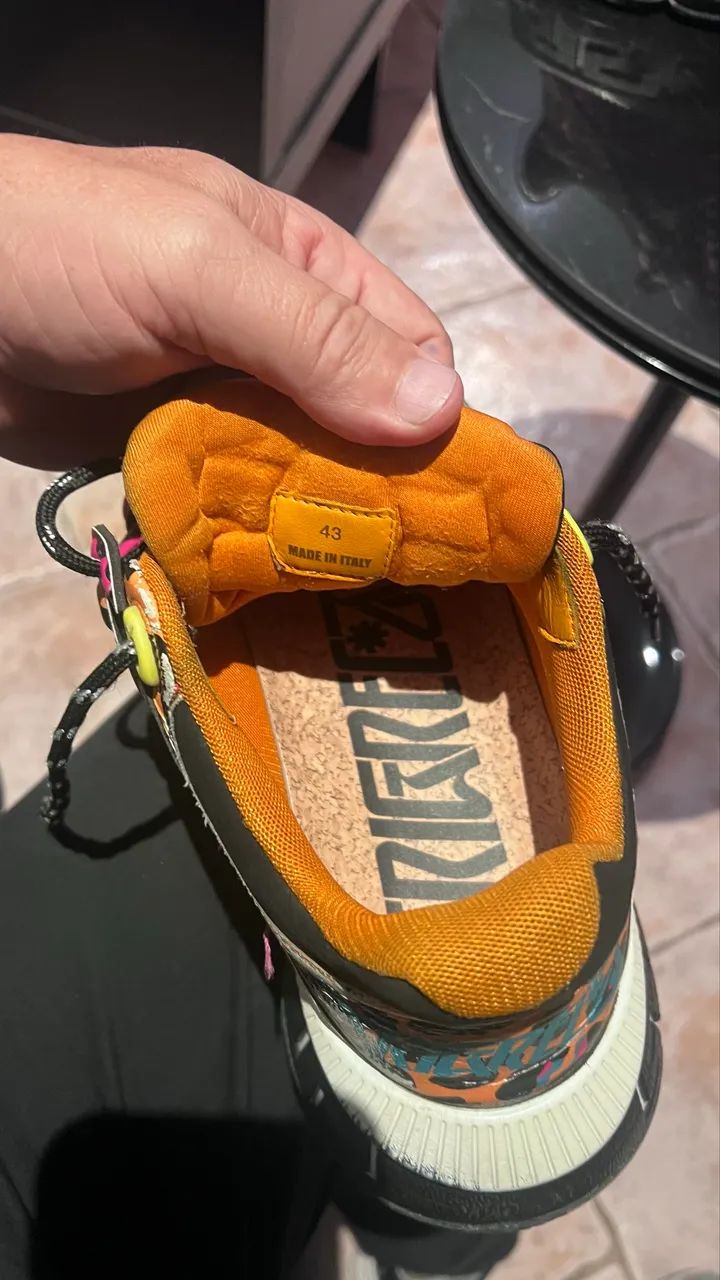 Tênis Versace Trigreta - Foto 4