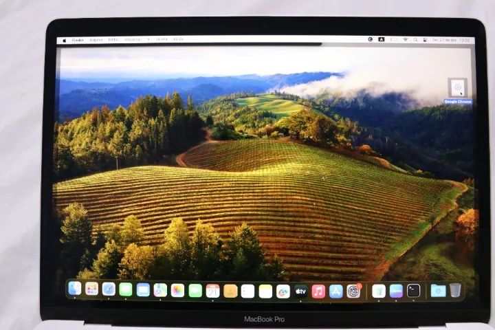 MacBook Pro Mid 2022 - tela de 13,3
