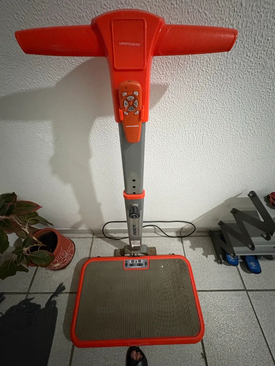 Plataforma Vibratória Upfitness Energym Express - Foto 4
