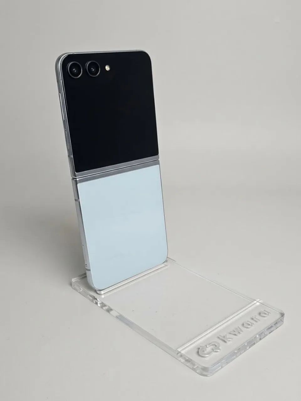 Samsung galaxy Z- FLIP 5 / 5G / 512GB - Foto 4