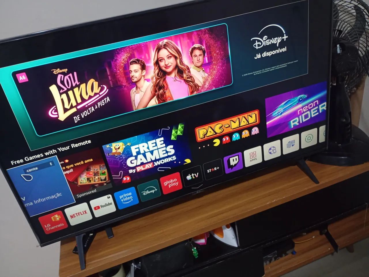 Tv smart LG 50 polegadas 4k perfeito estado  - Foto 2