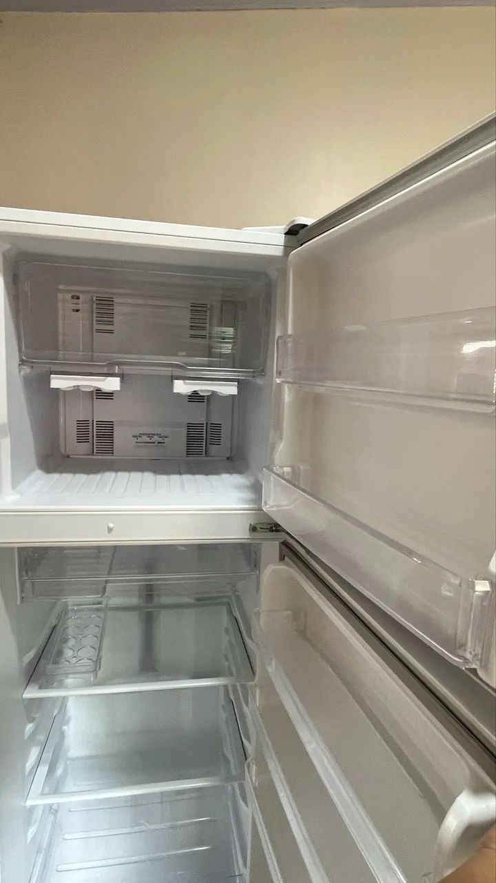 GELADEIRA PANASONIC (SEMI NOVA) - Foto 4
