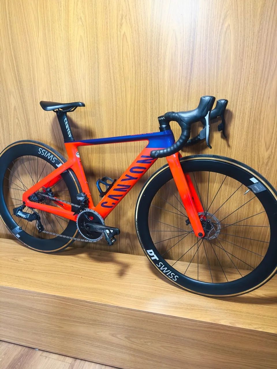 Canyon aeroroad cf slx 