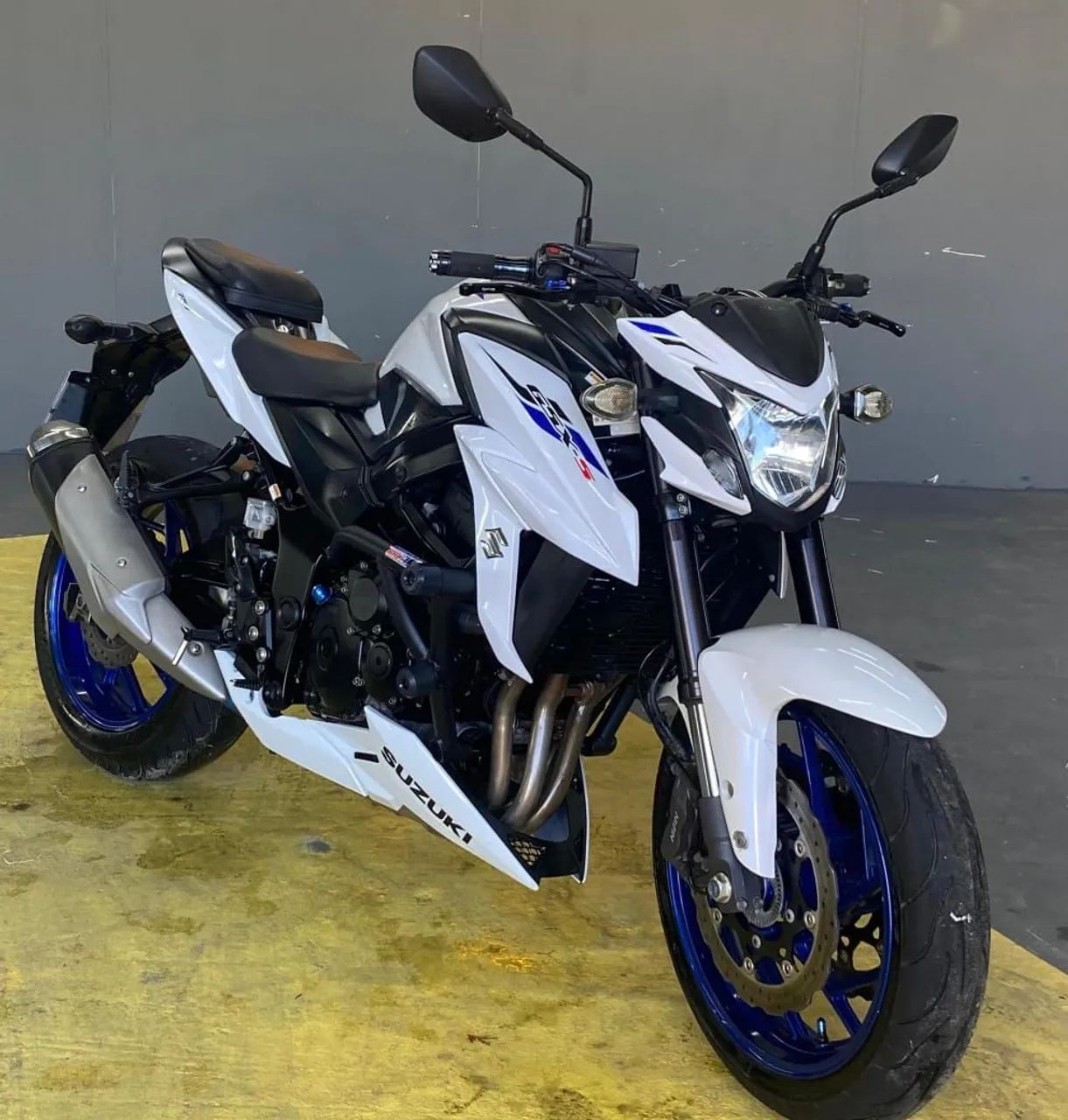Suzuki 750 2019 - 1467211119 | OLX