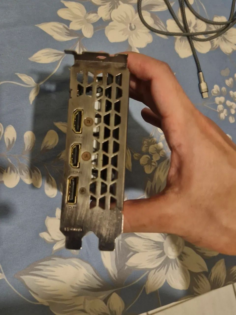 GTX 1650 4GB OC GIGABYTE - Foto 2
