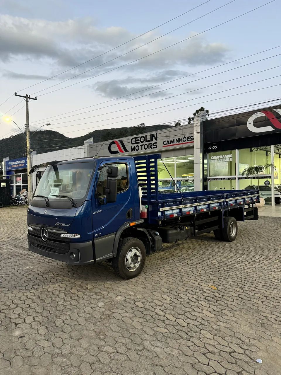 M.Benz Acello 1117  2026