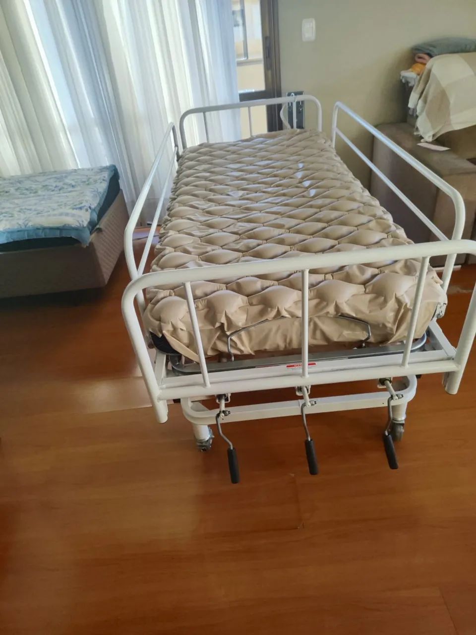 Cama hospitalar  - Foto 2