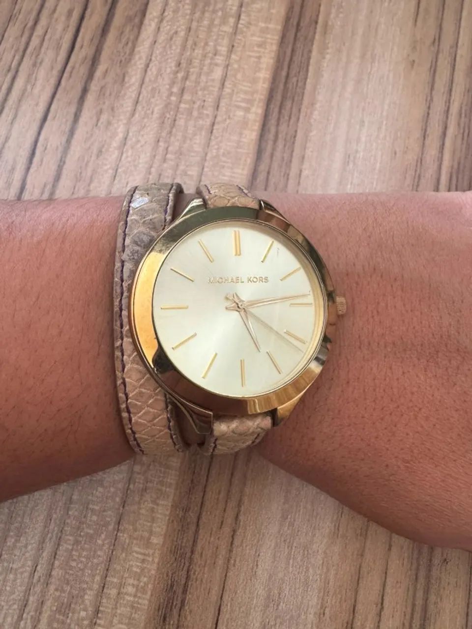 Kit com 3 Relógios Originais Importados - Michael Kors e Swatch - Foto 4
