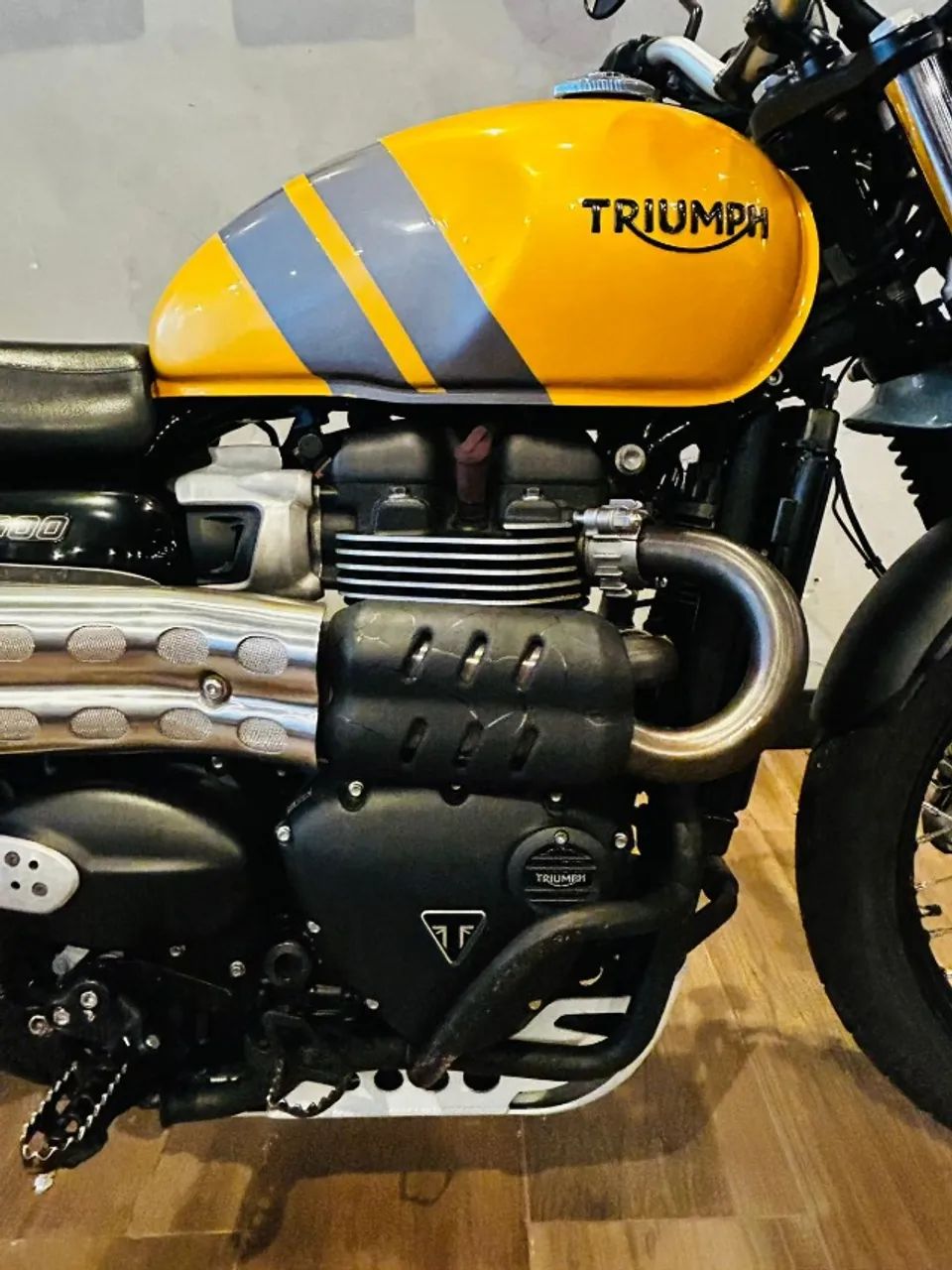 SCRAMBLER 900 2024 - Foto 4