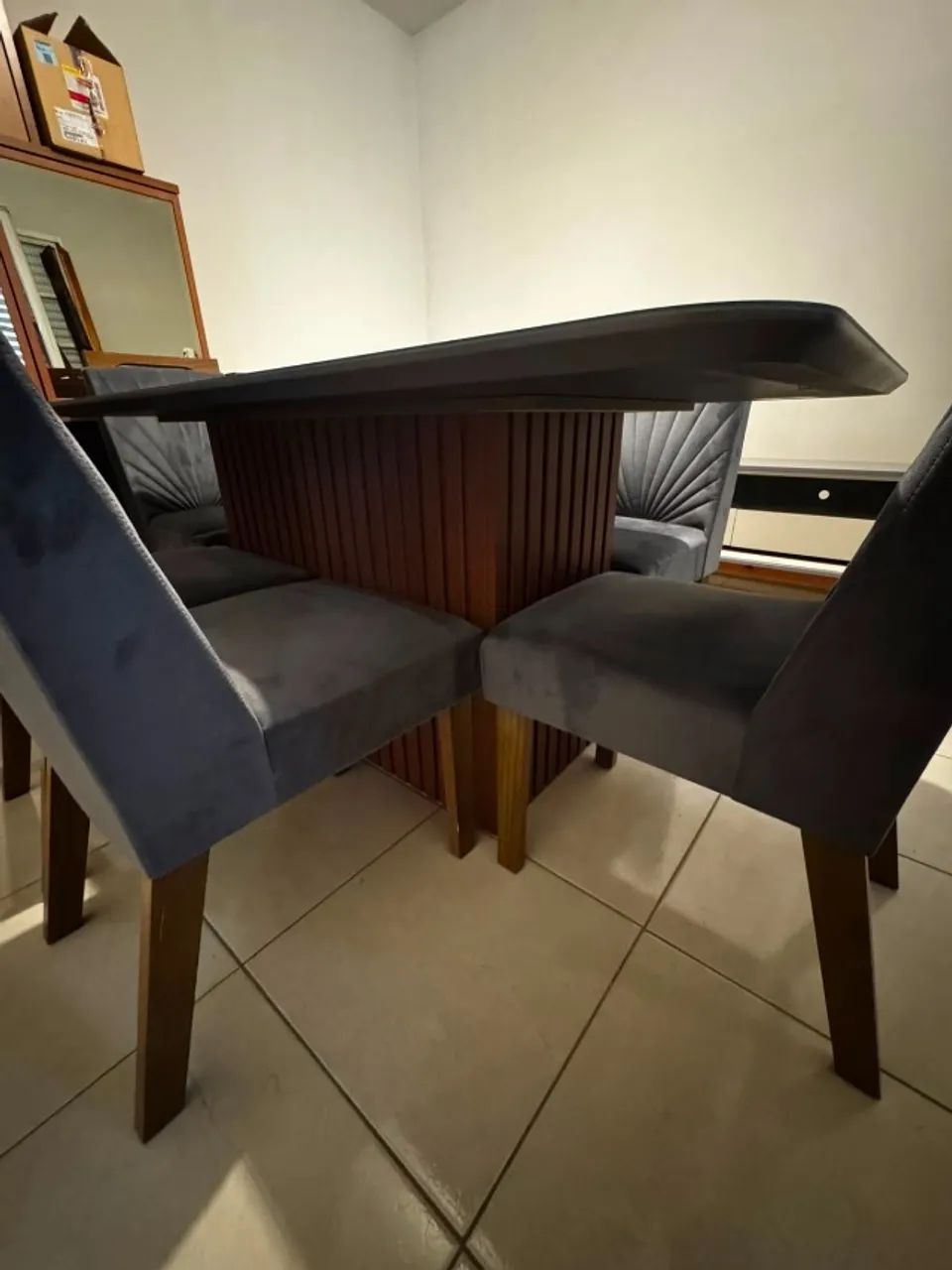 Mesa de jantar com 6 cadeiras - Foto 3
