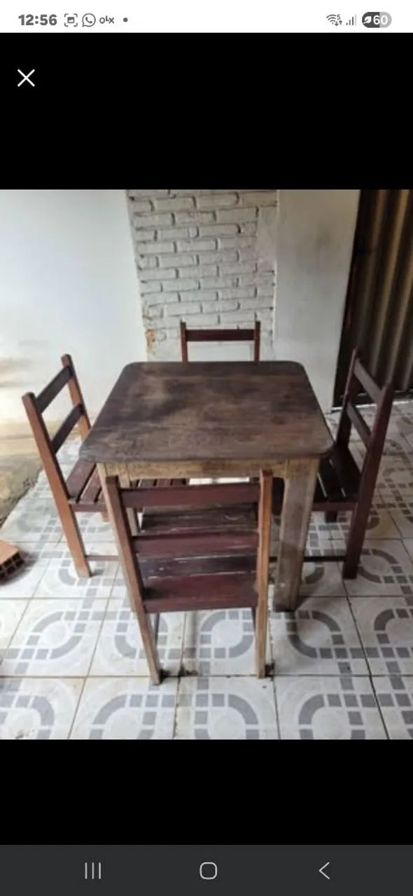 Mesa com 4 cadeiras  - Foto 2