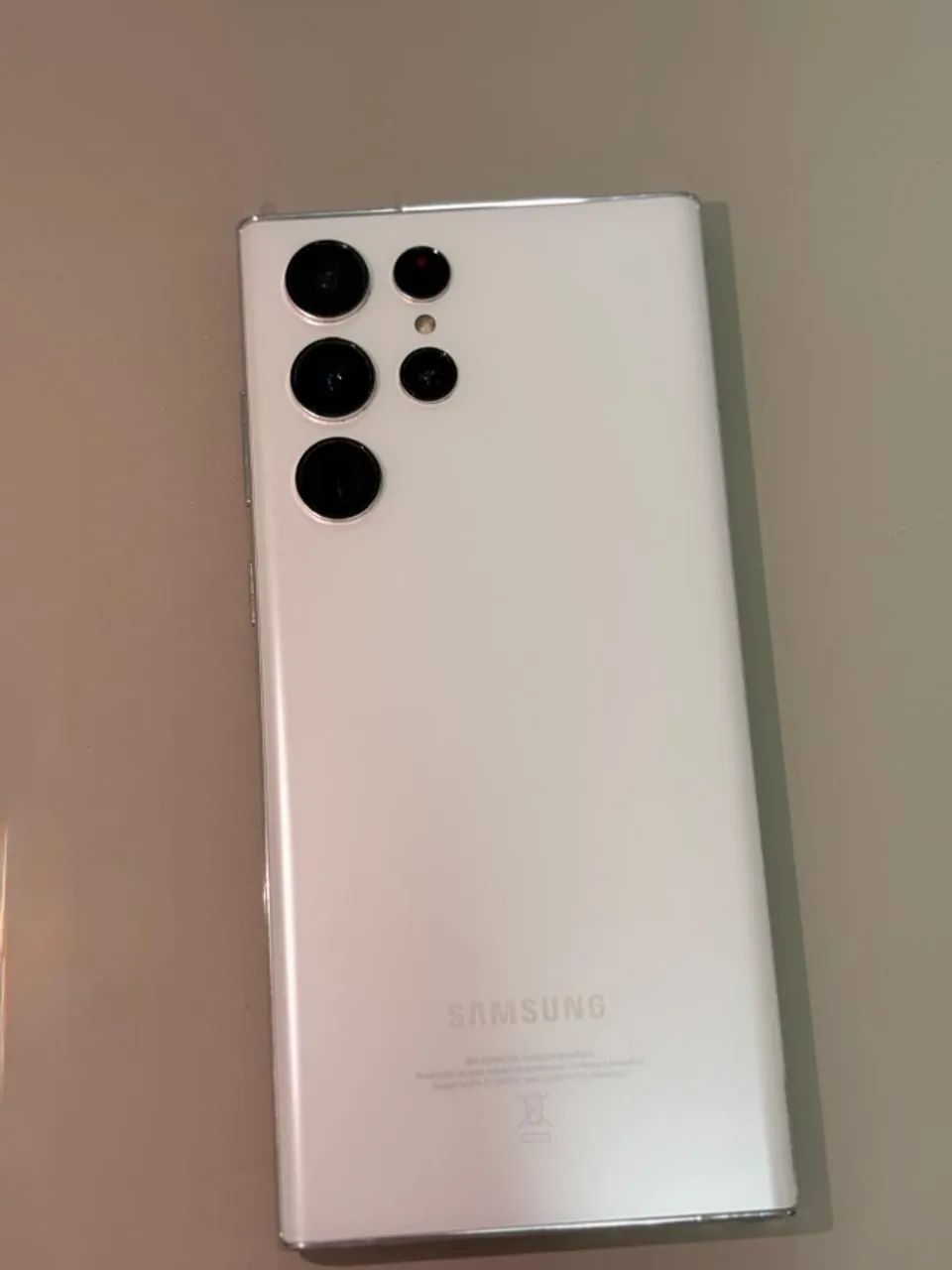 Celular Samsung Galaxy S22 Ultra com essa linha no visor - Foto 2