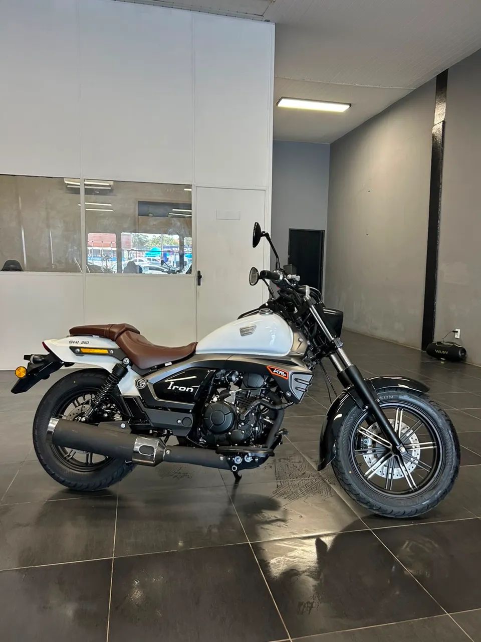  SHINERAY IRON 250 - Foto 3