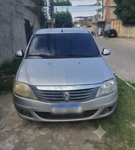 Renault Logan 2012